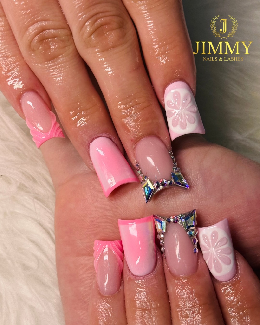 Trendy Nail Designs for April 2026